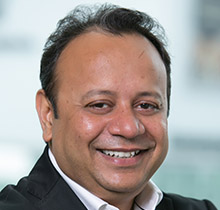 Vikas Anand, Oracle
